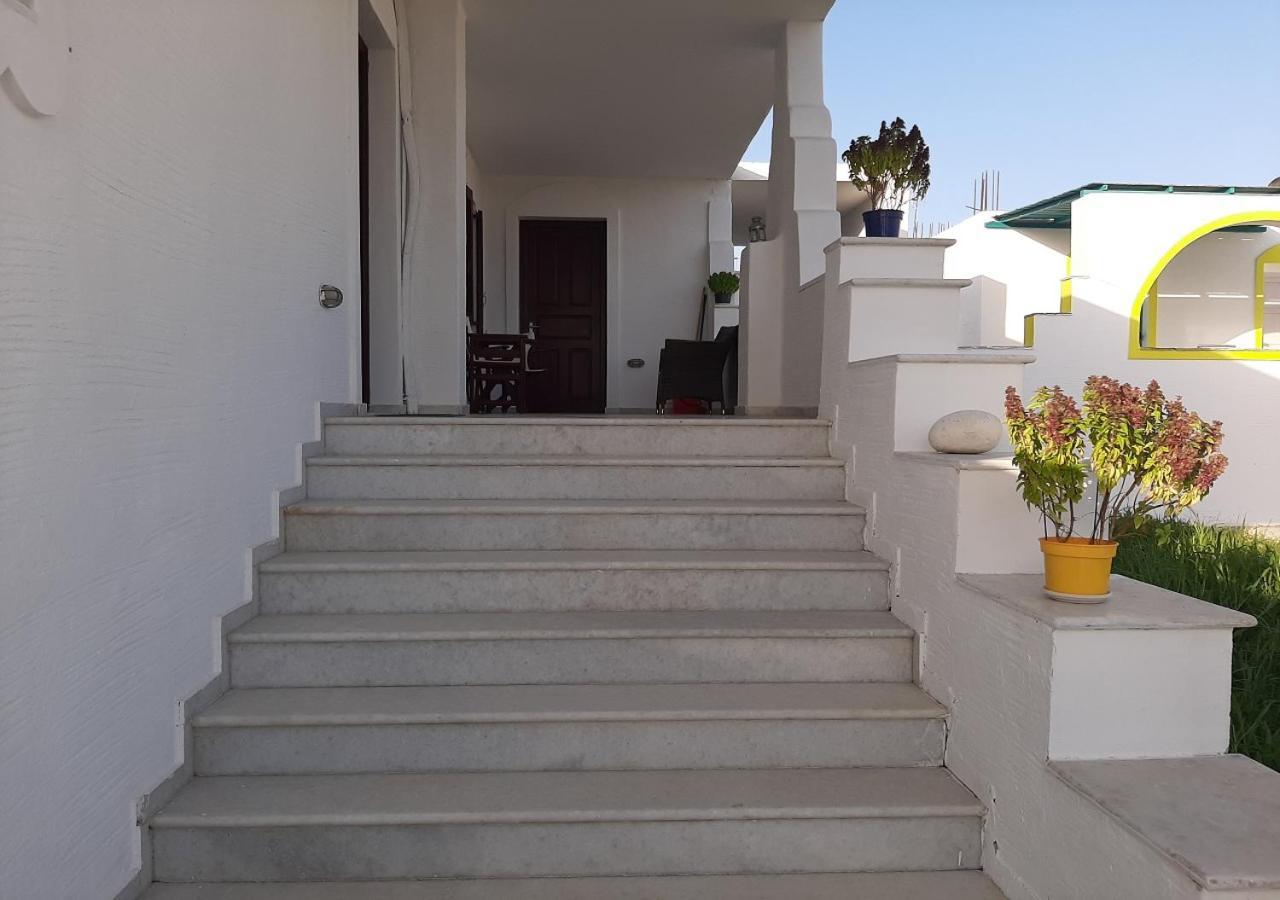 Joanna'S Rooms On The Beach Plaka  Exterior photo